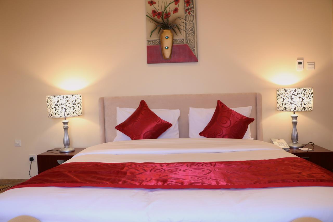 שארג'ה Red Castle Hotel מראה חיצוני תמונה
