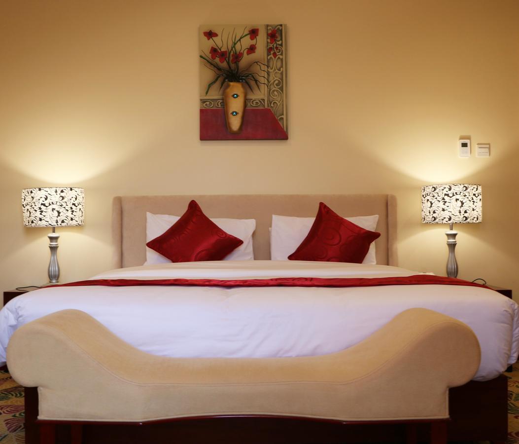 שארג'ה Red Castle Hotel מראה חיצוני תמונה