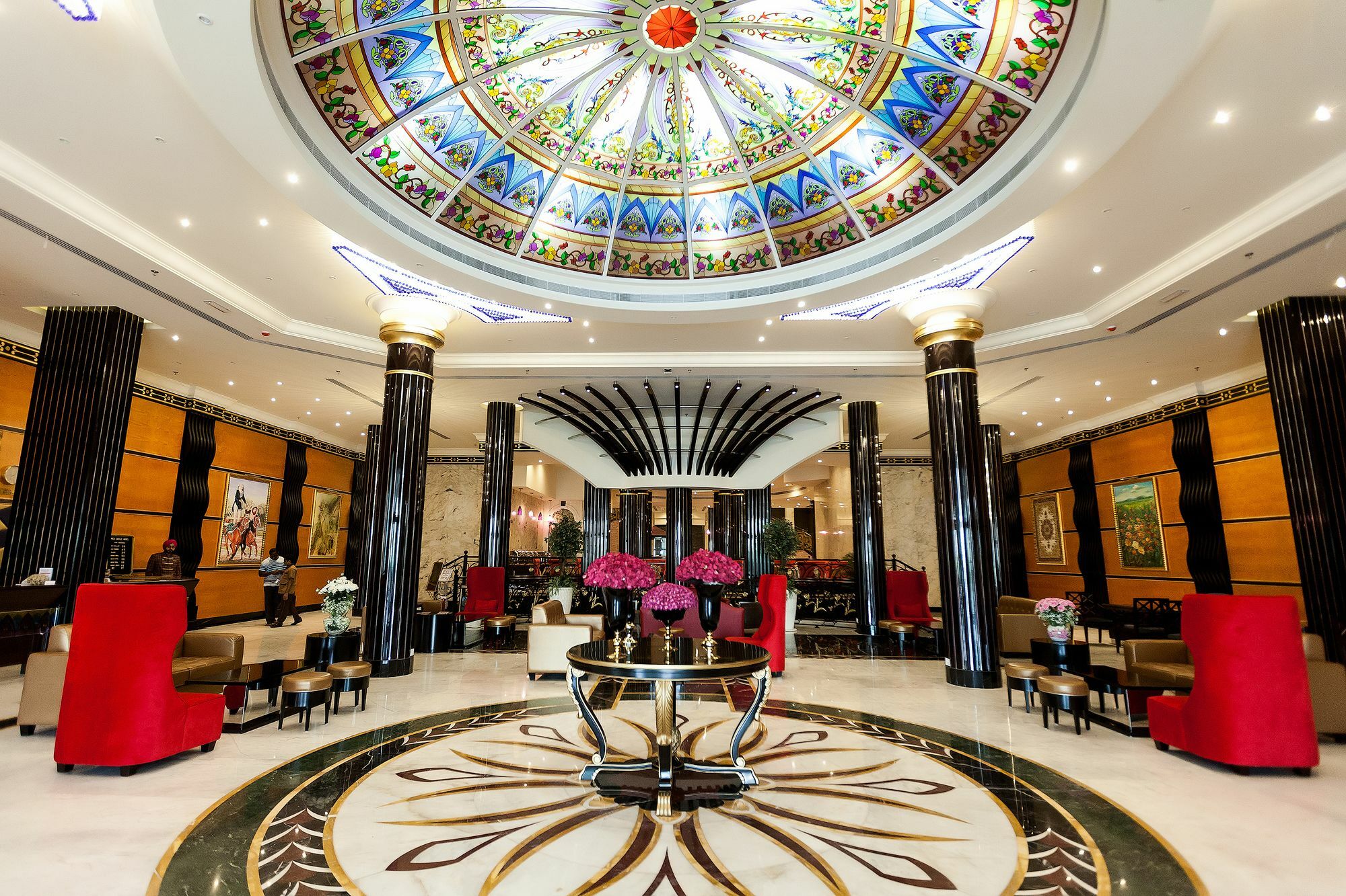 שארג'ה Red Castle Hotel מראה חיצוני תמונה